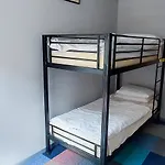 R S Hostels - Leeds