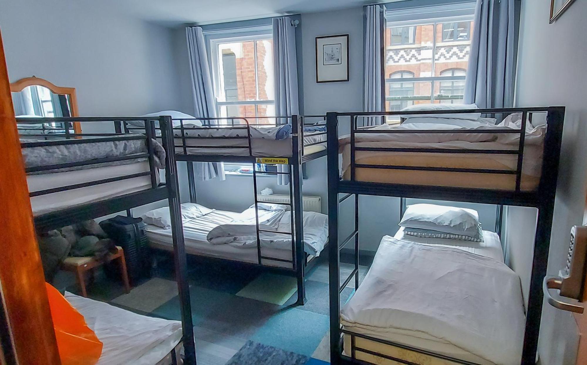 R S - Hostel
